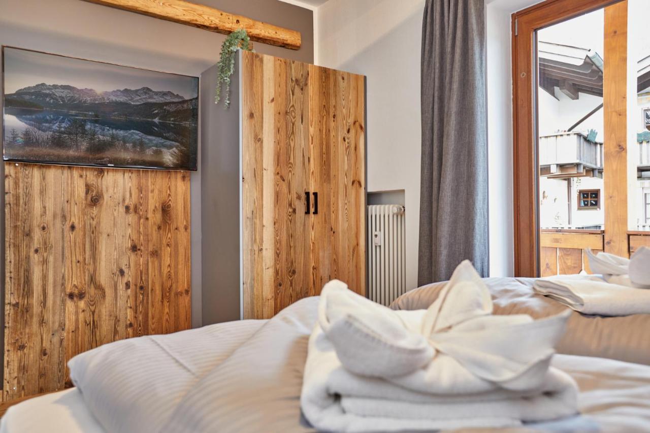 Alpis Ferienwohnung Garmisch-Partenkirchen Eksteriør bilde